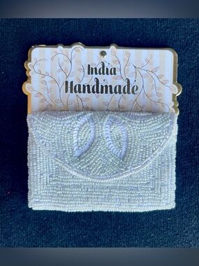 🤍ELEGANT White Beaded Card Holder